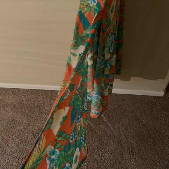 Sundress/ tropical  by Decree XS, front leg splits worn once. - Picture 11 of 14